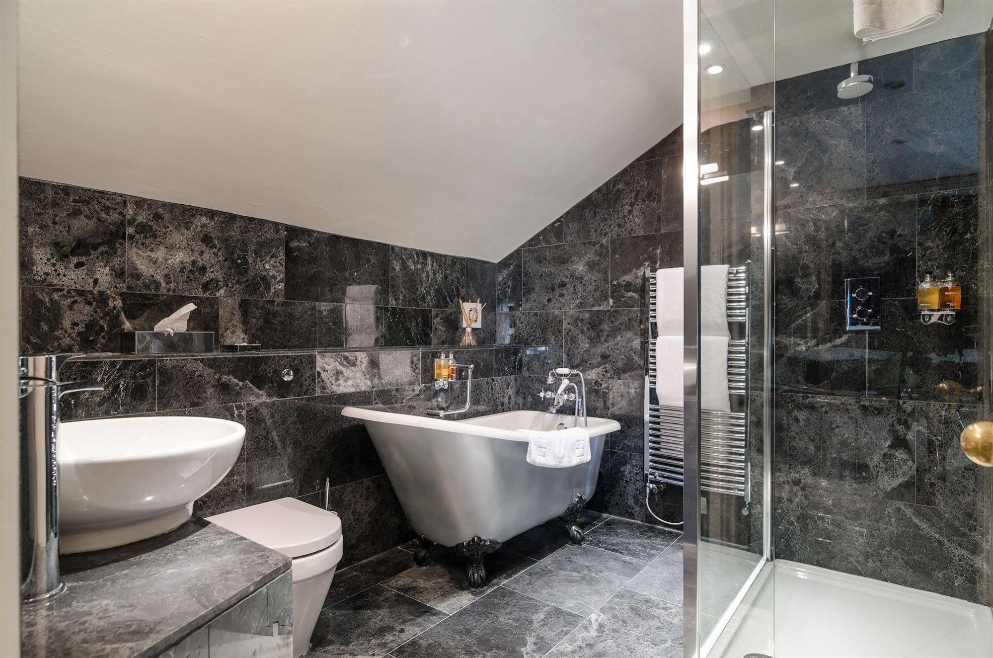 Apsley House Bed & Breakfast