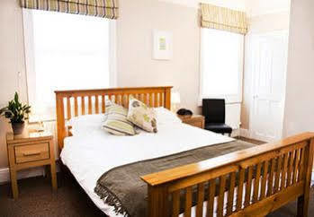 Bay Tree House 3*