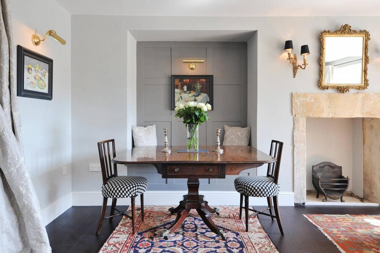 Central Luxury Garden Free Parking Apartment