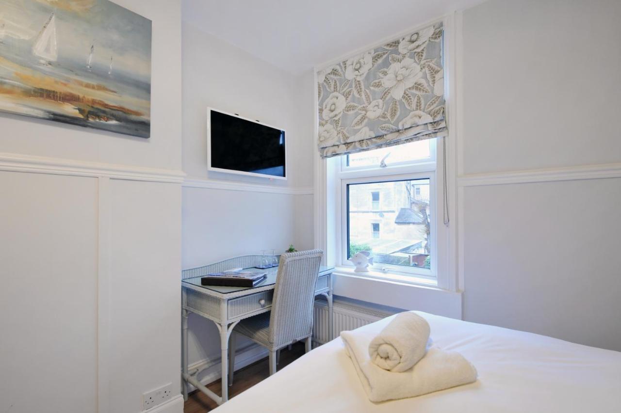 Apple Tree Boutique 4* Bath