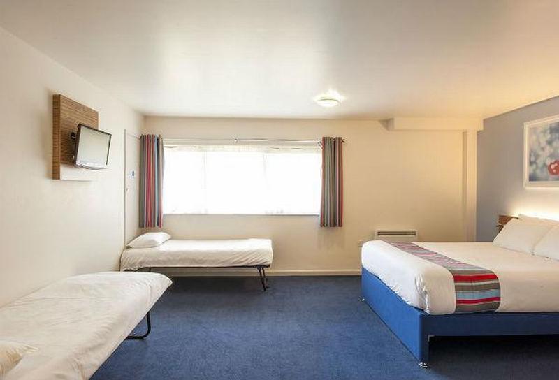 Travelodge Waterside Bath