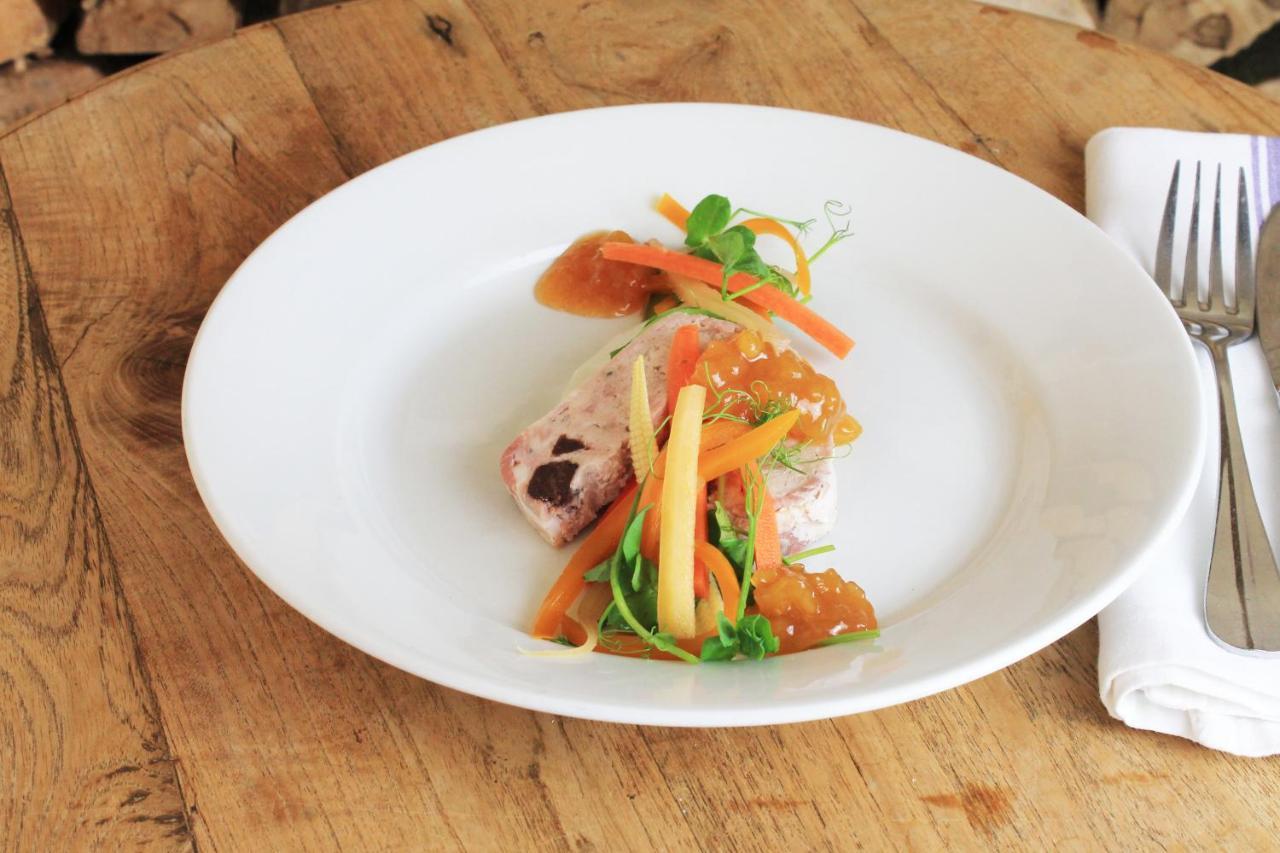 The Longleat Arms 4*