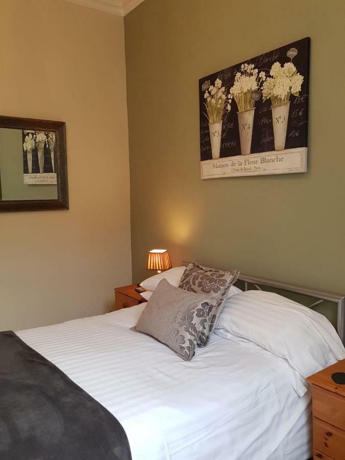 The Rising Sun 3* Bath