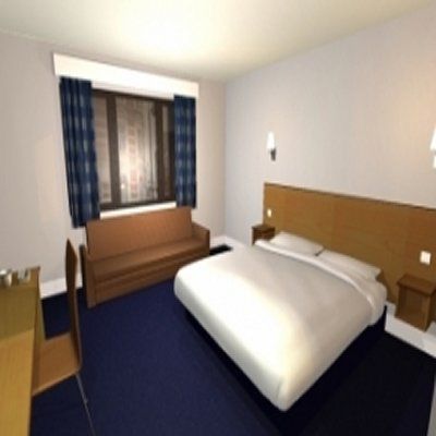 Travelodge Waterside 2*