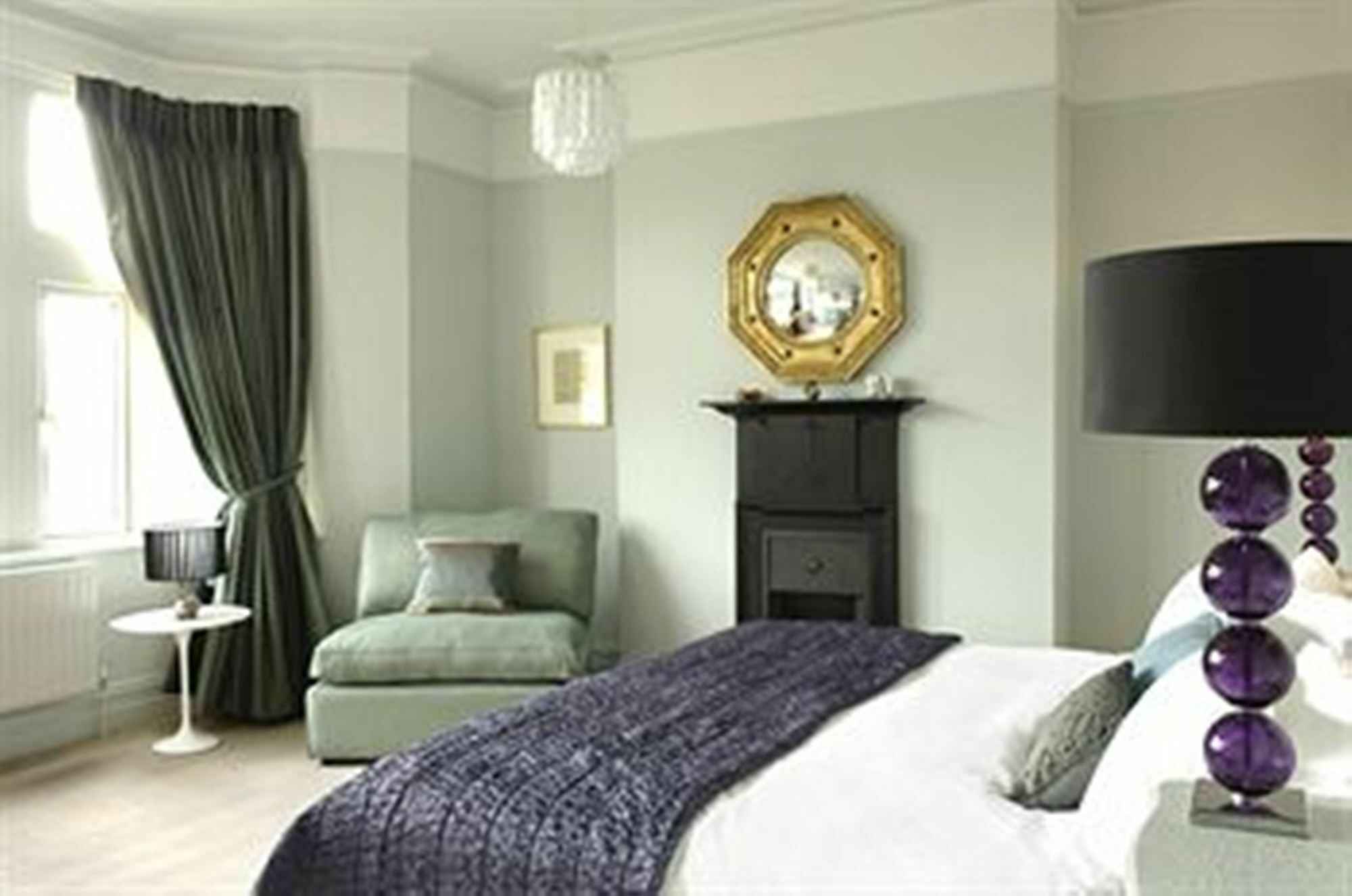 Brooks Guest house
