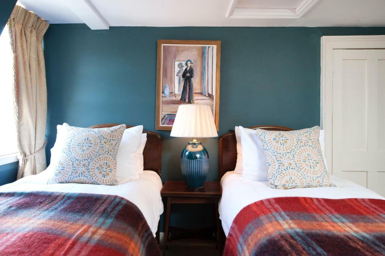 Luxury Regency In Centre