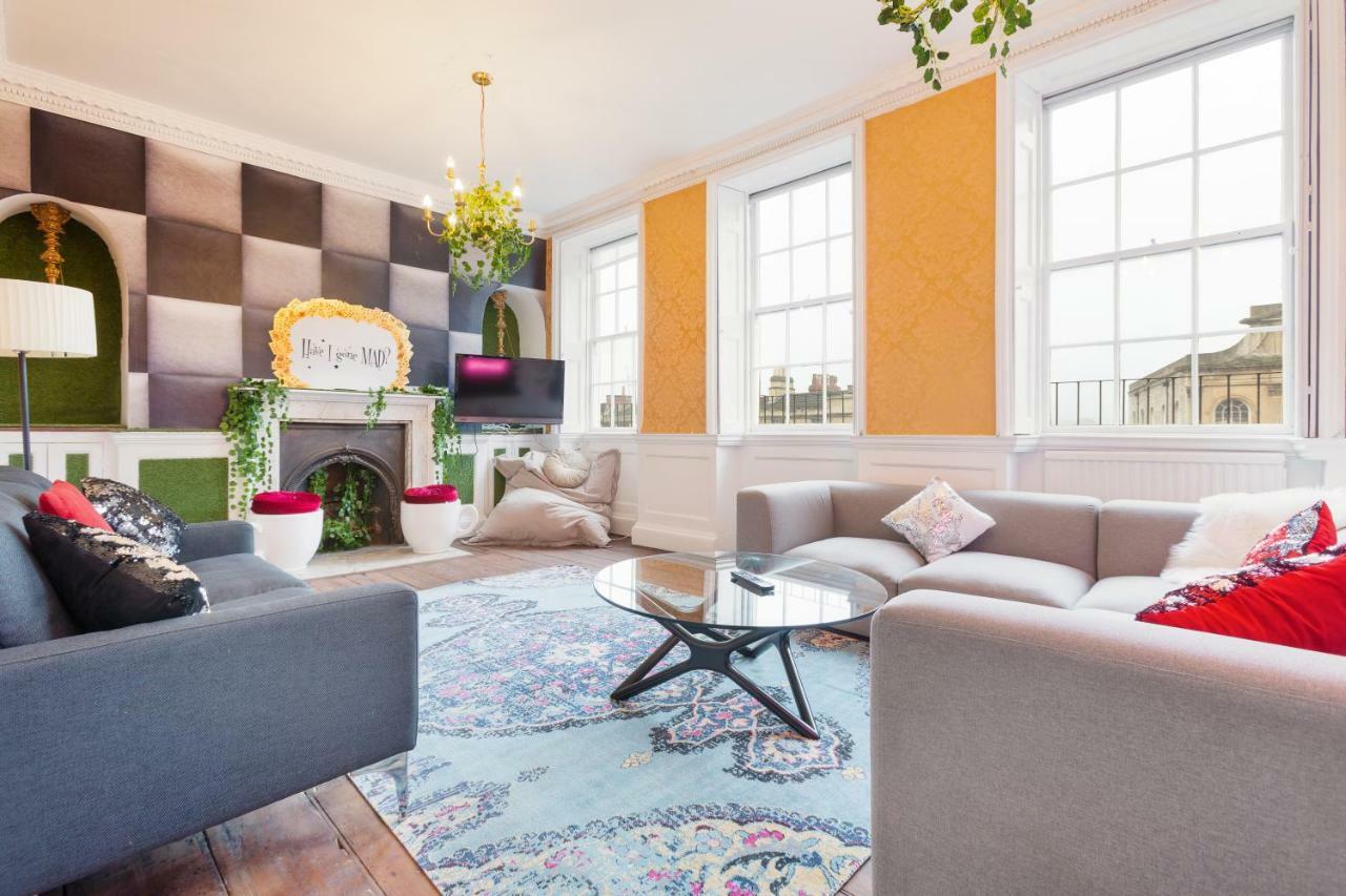 Holiday home The Wonderland Townhouse - Alice In Wonderland 7bdr