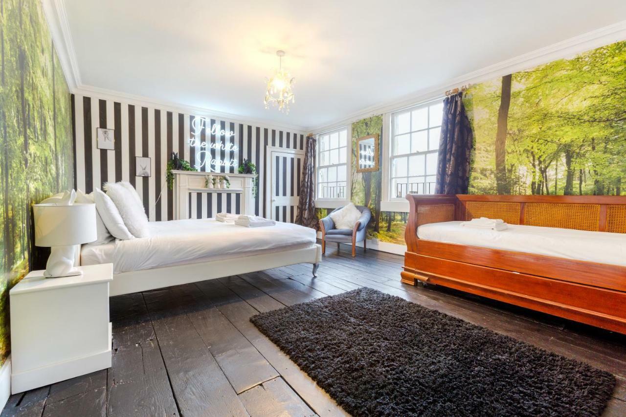 The Wonderland Townhouse - Alice In Wonderland 7bdr * Bath