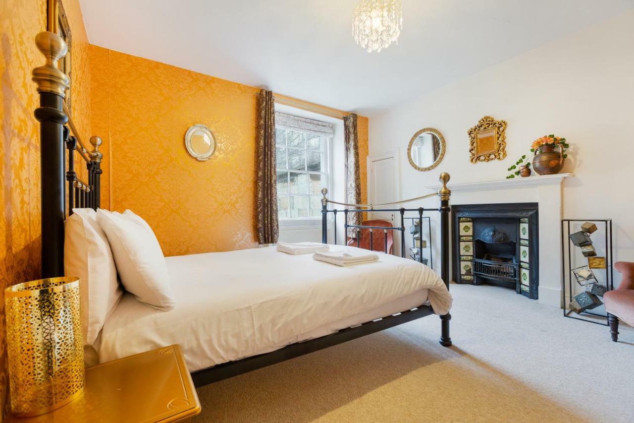 The Wonderland Townhouse - Alice In Wonderland 7bdr Holiday home Bath