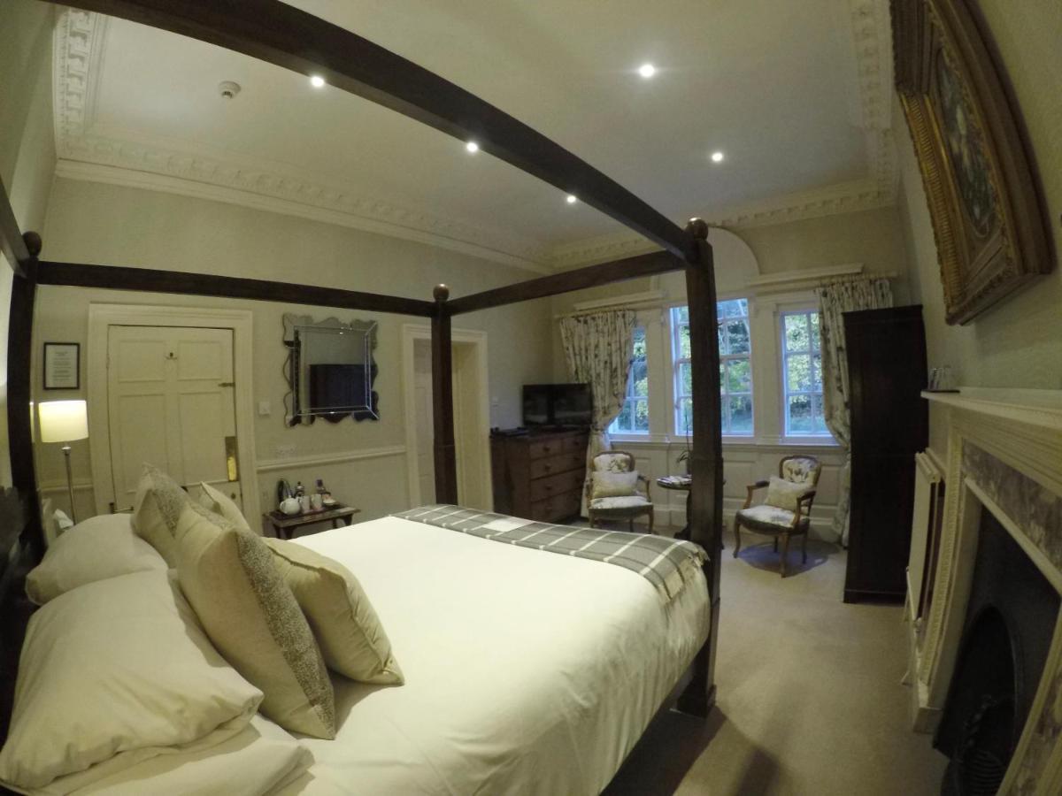 Paradise House 5*
